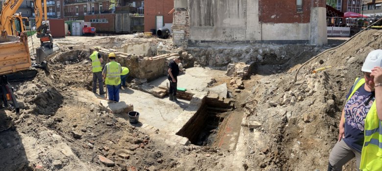 Archäologische Untersuchungen auf dem Areal des geplanten Neubaus des Historischen Rathauses.